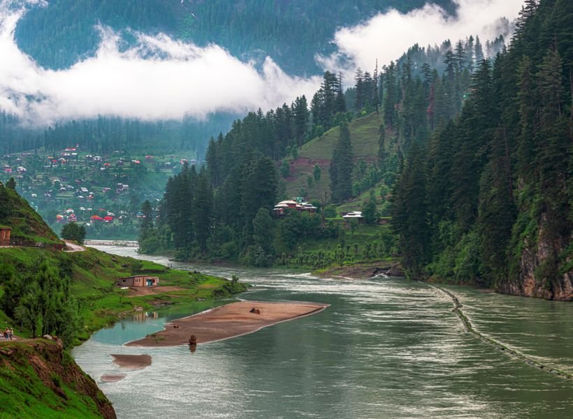Best time to visit Neelum Valley