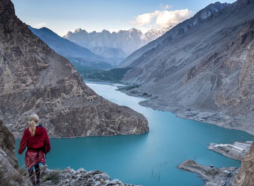 Hunza Budget Tour