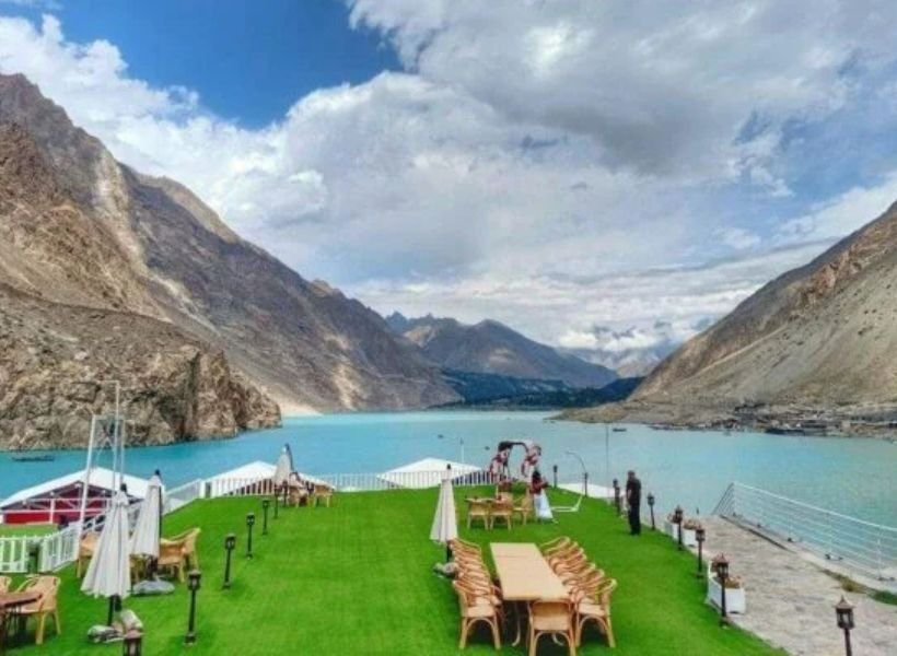 Skardu Couple Escape
